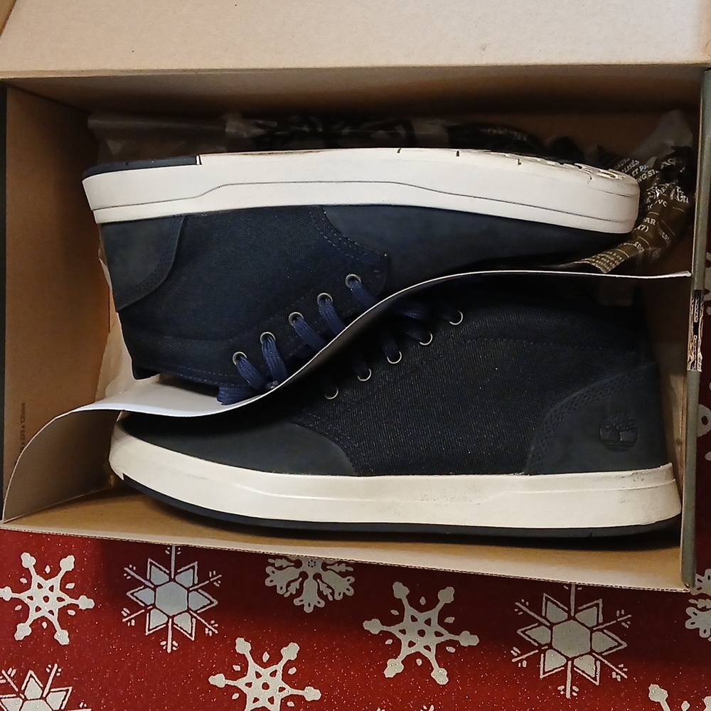 Timberland Davis square navy leather chukka